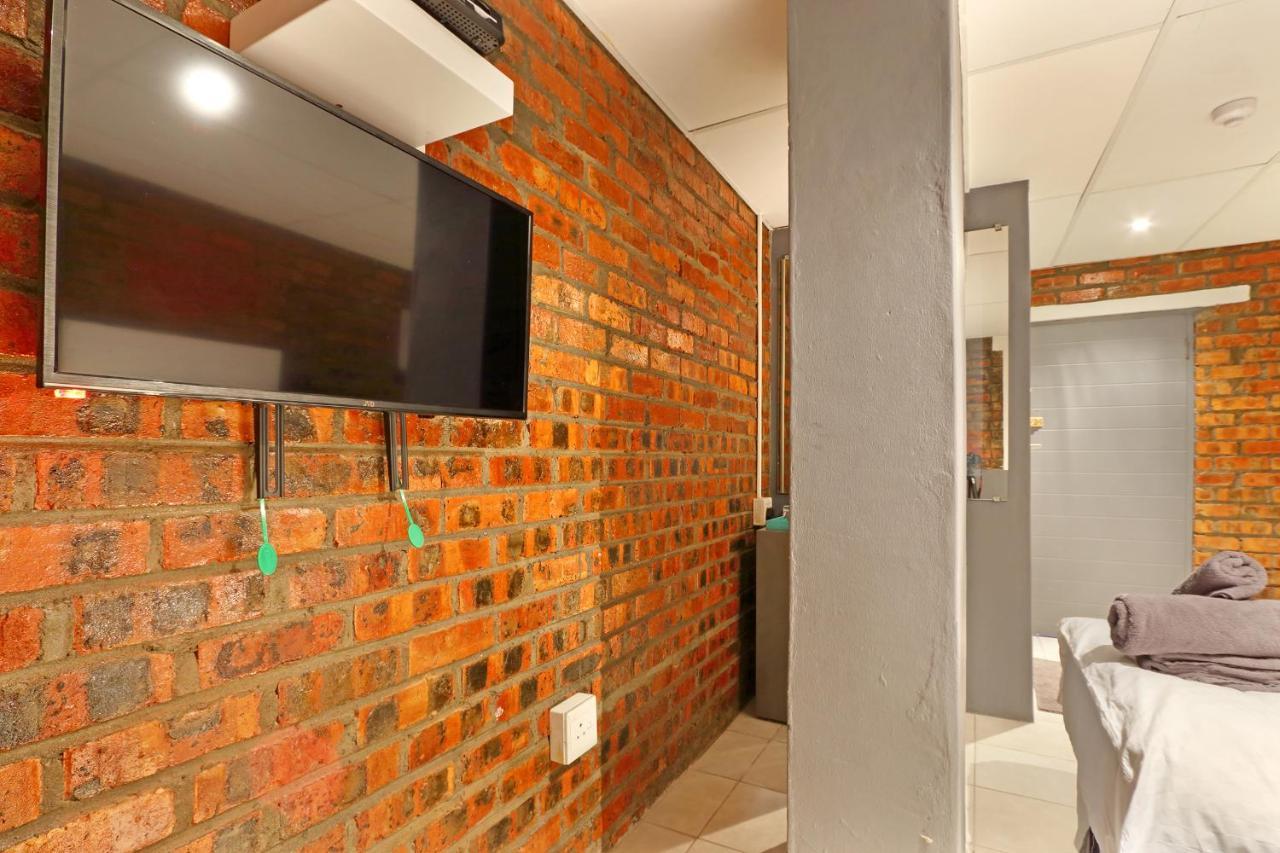 Happy Rhino Hotel Cape Town Bagian luar foto