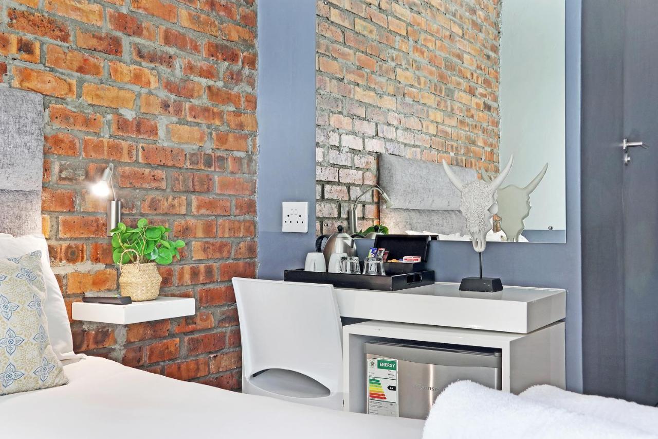 Happy Rhino Hotel Cape Town Bagian luar foto