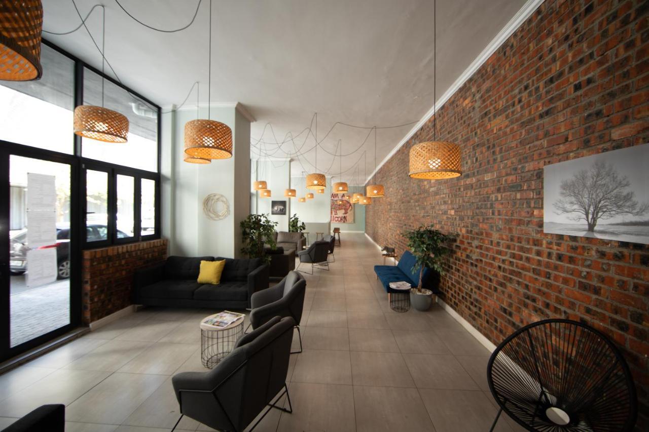 Happy Rhino Hotel Cape Town Bagian luar foto