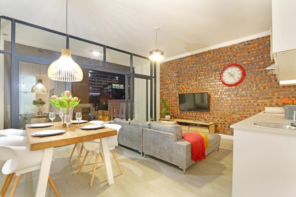 Happy Rhino Hotel Cape Town Bagian luar foto