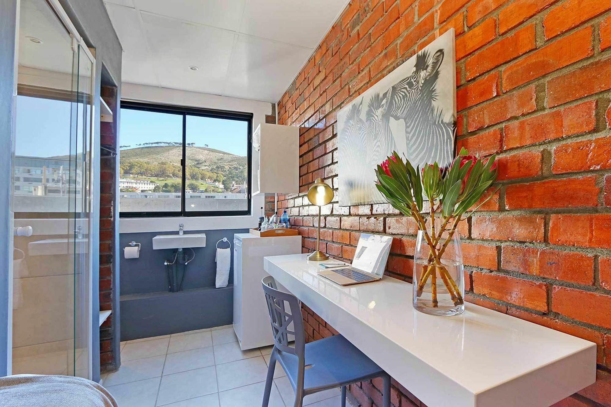 Happy Rhino Hotel Cape Town Bagian luar foto